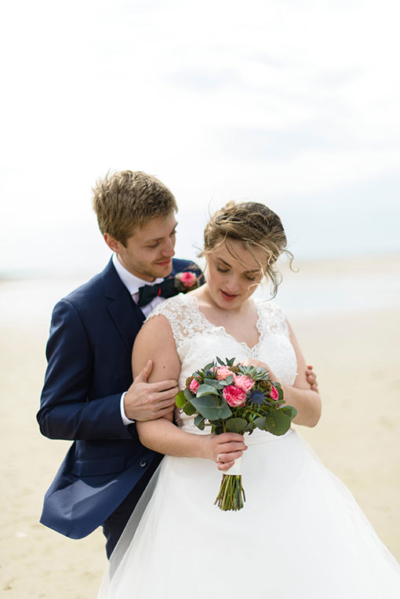 patrick-kedzia-photographe-mariage-hardelot-robe-plage-bouquet-w